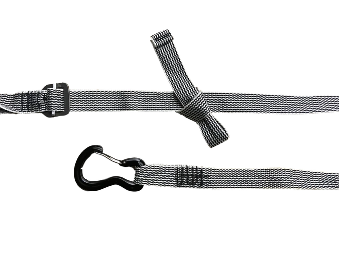 The Swayy hammock is suspended by aluminum alloy cinch buckles and carabiners along with polyester and Dyneema webbing
