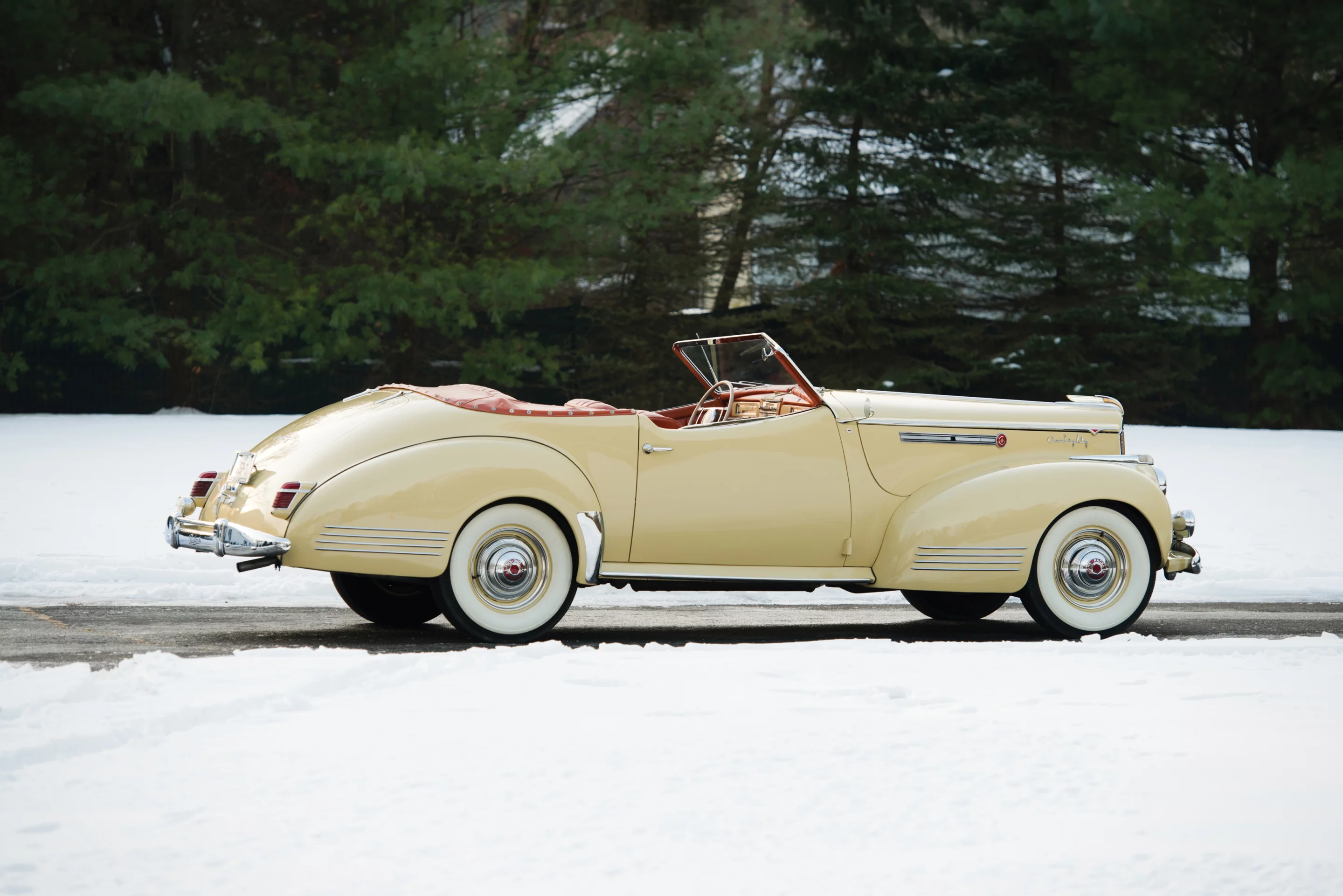 This particular Super Eight model was offered from the Pray Collection