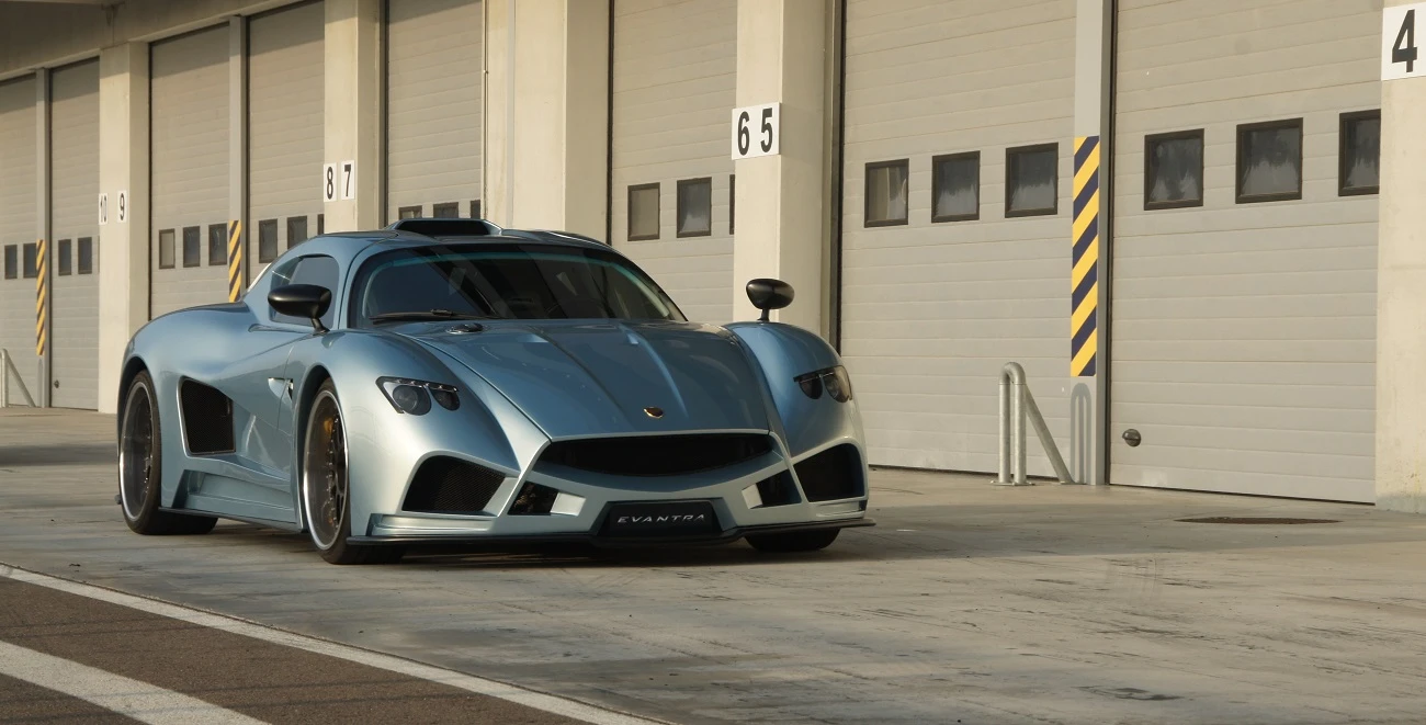 Modern cues include the LED headlamps and sharply cut inlets
