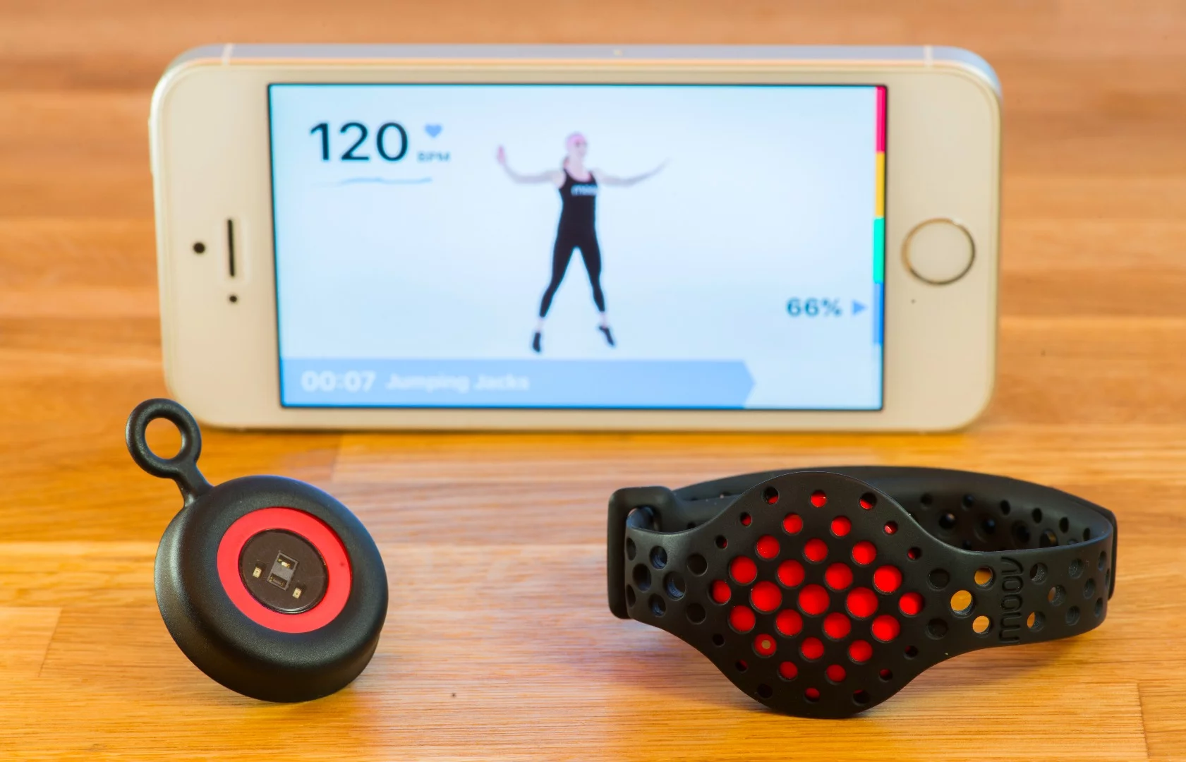 Moov says it is working on integrating both motion and heart-rate data into smart workout coaching