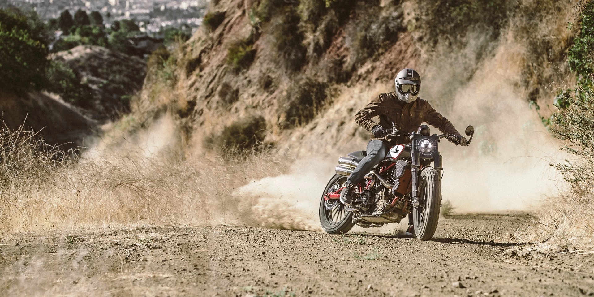 Indian Scout FTR1200 Custom: some off-road capability is a given