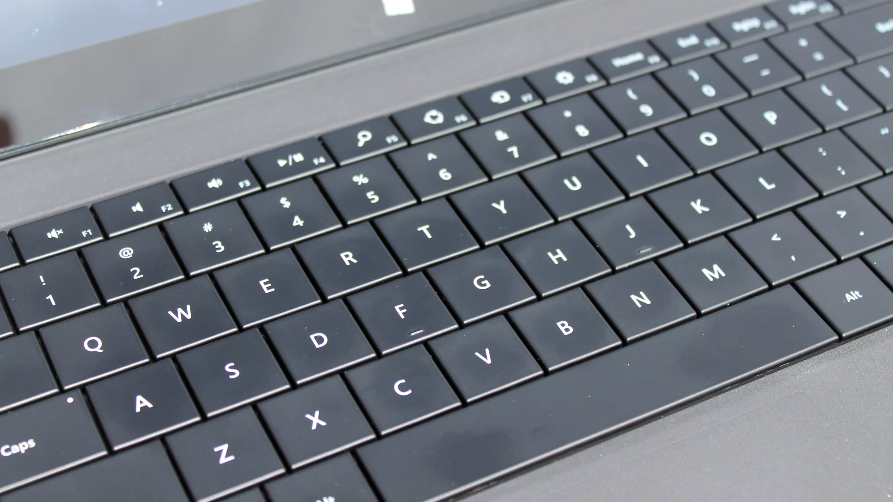 The Power Cover has the same terrific keys found on the Type Cover 2