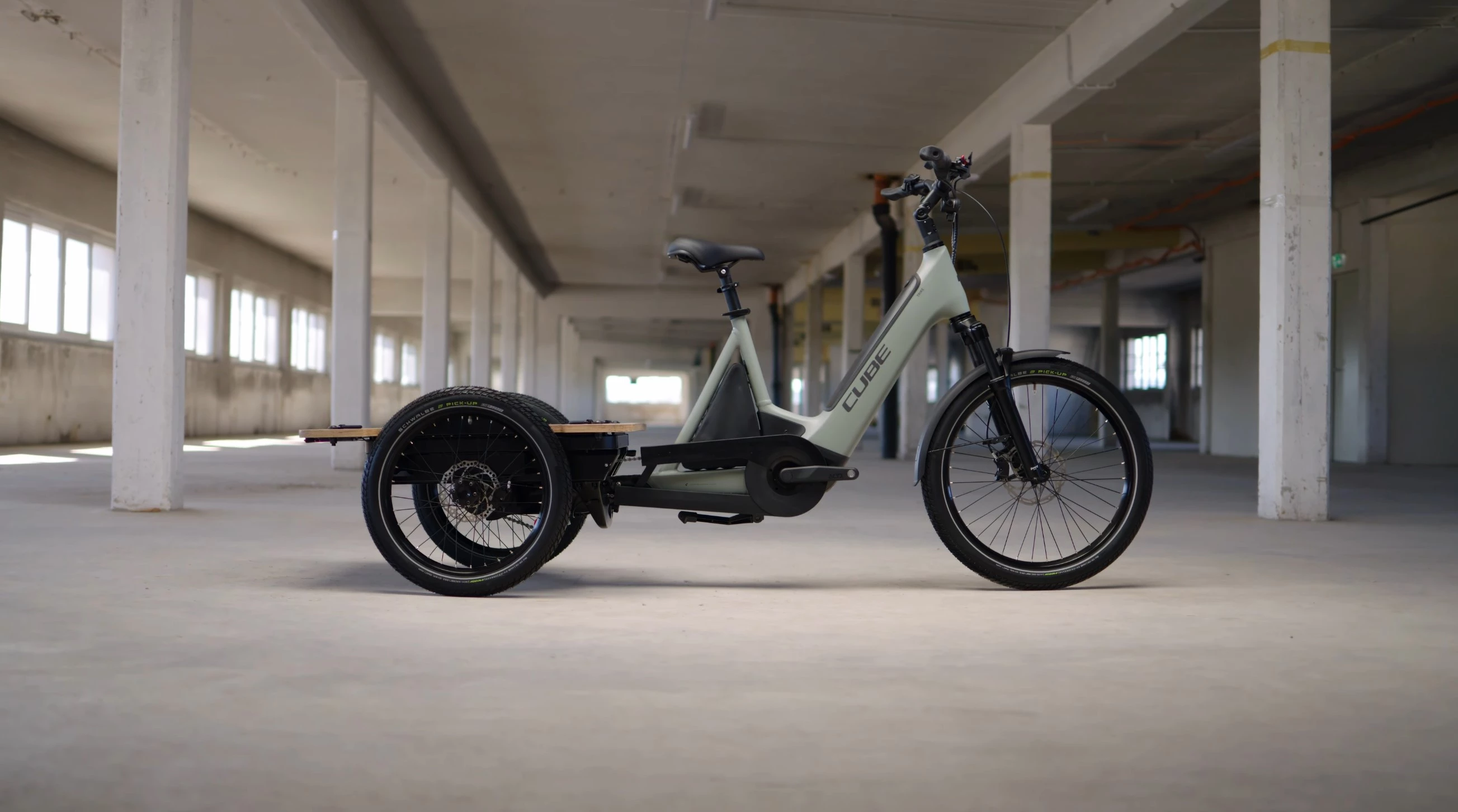 The Flatbed becomes the third member of Cube's novel Trike Hybrid family
