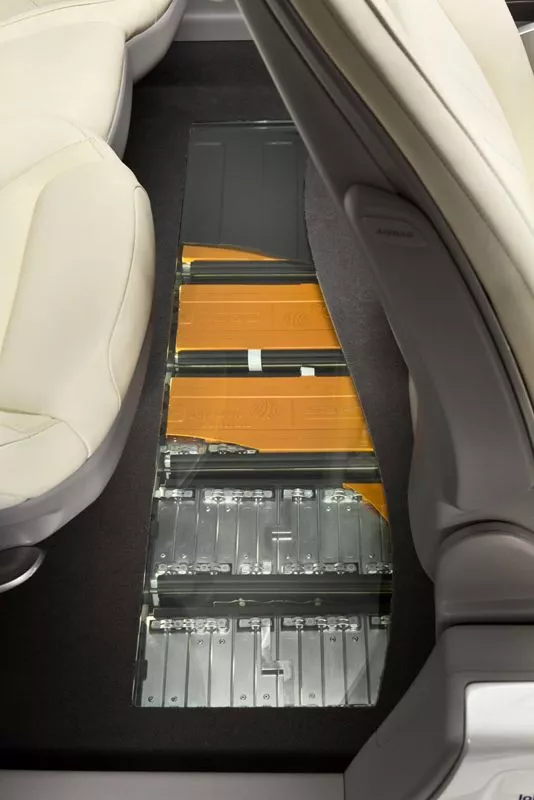 The ie:3's low-profile Saft battery pack