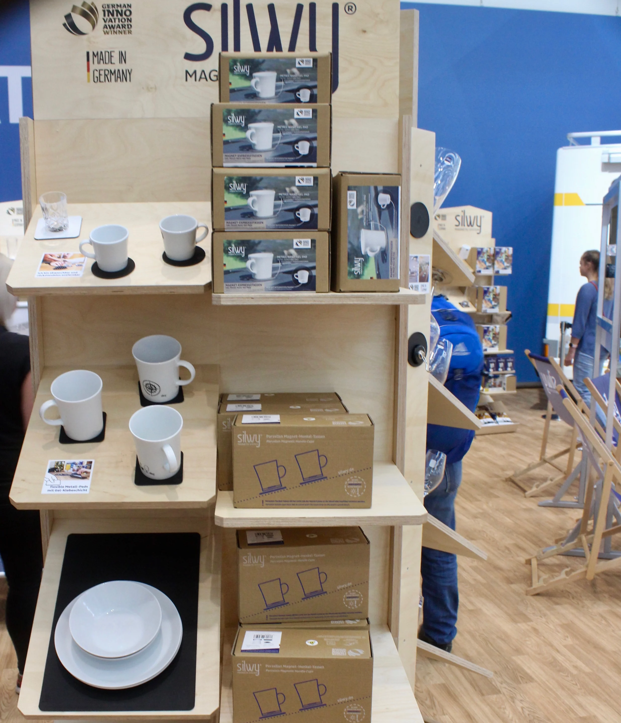 Silwy magnetic dishware at the 2022 Caravan Salon