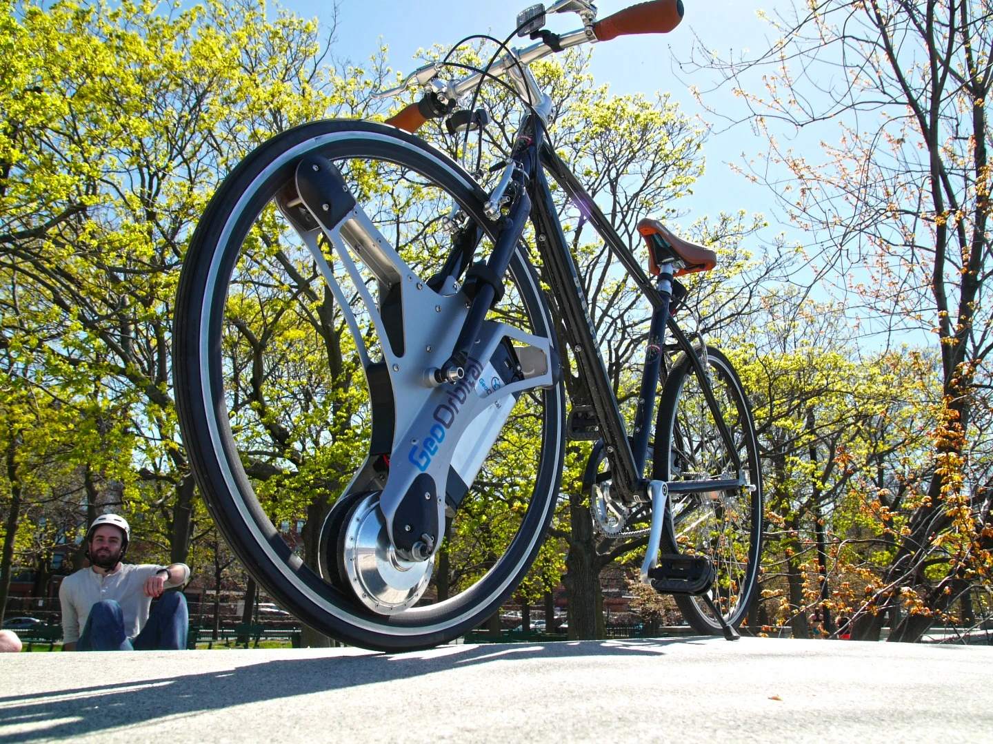 The GeoOrbital Wheel has a look that's definitely its own