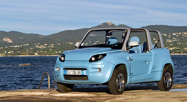 The Bluesummer in its one and only color choice