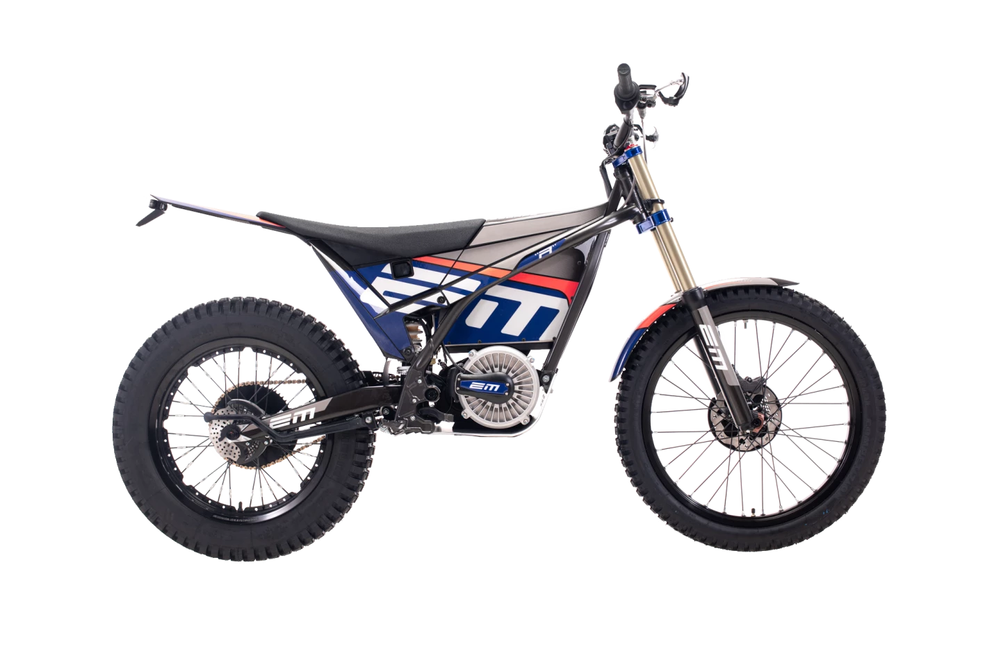 The Escape R features a new clutch and clutch piston, three motor maps with tick-over, a Neken-designed handlebar and new hand guards