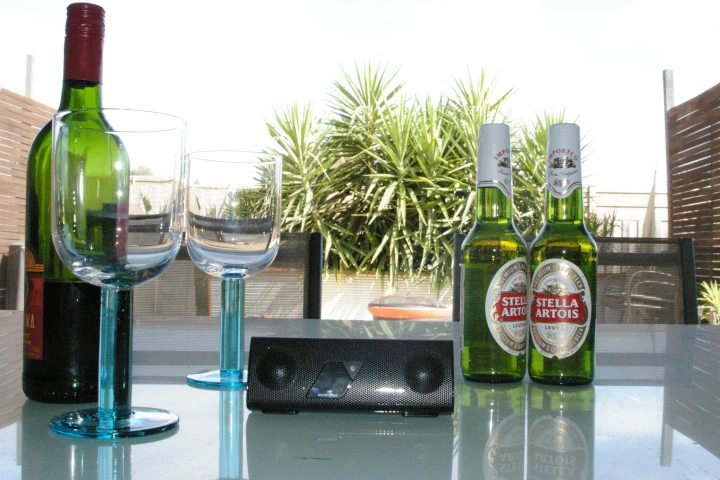 The foxL v2 - great wireless sound for your iPhone, iPod or other devices