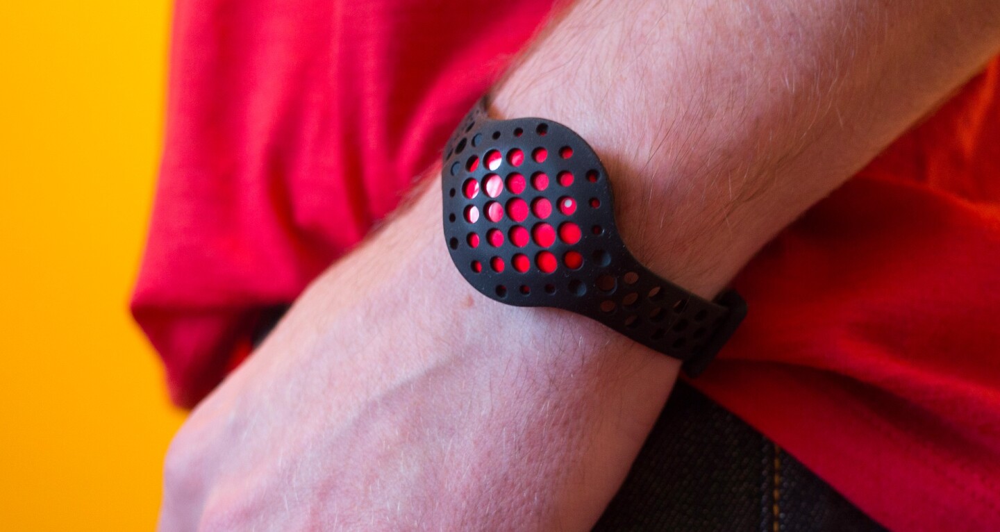 The Moov Now tracks active minutes rather than steps, distance and floors climbed
