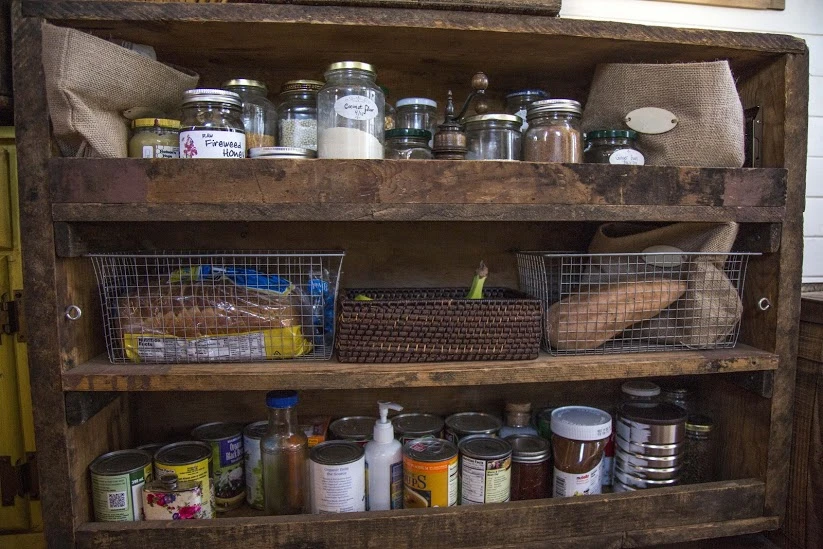 Pantry/stair