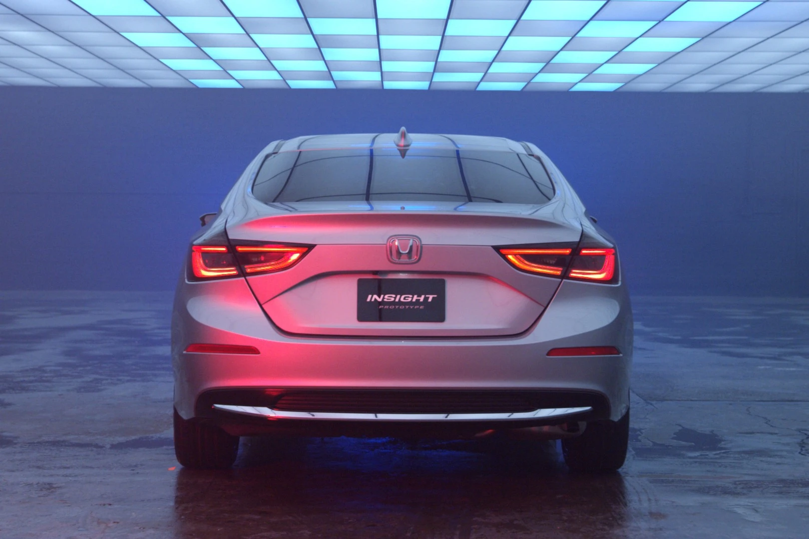 With a "normal" design and the usual compact sedan expectations such as split-fold rear seating and front-wheel drive, the Honda Insight will be less about hybrid and more about contemporary sales