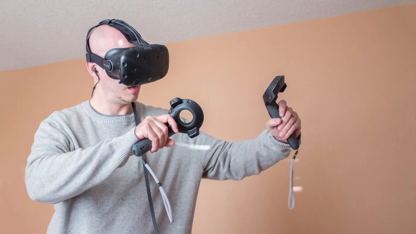 The HTC Vive lets you get your body into VR gaming