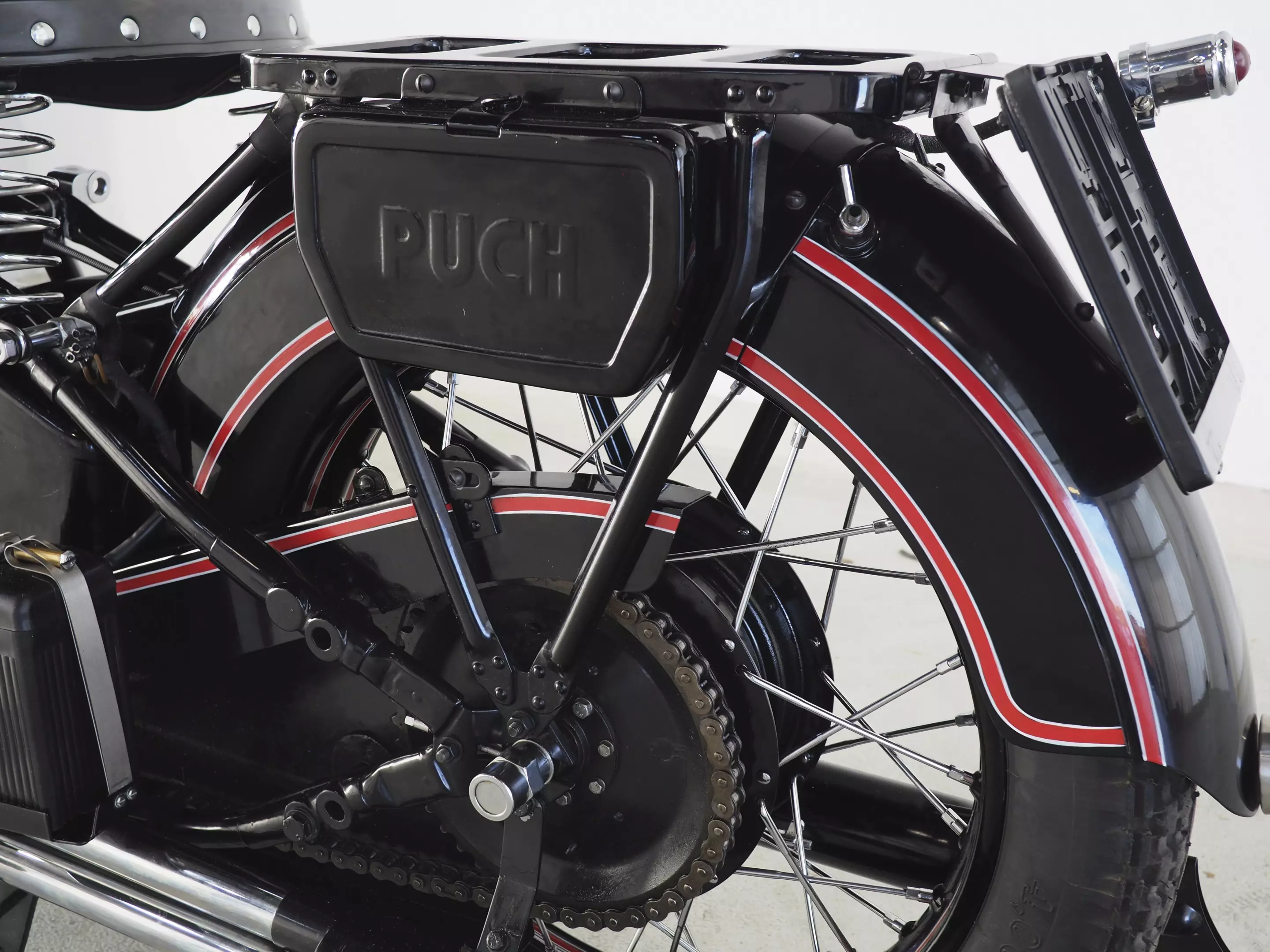 1936 Puch 800 | Dorotheum Auctions, Vienna | Sold 29 August, 2020 | EUR 115,000 (US$136,900) | Estimate: EUR 90,000 to EUR 120,000 (USD$110,000 to $140,000)