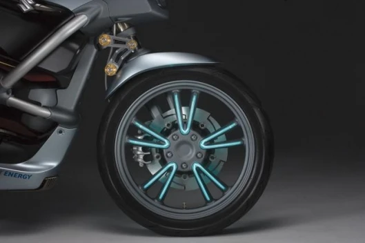 Suzuki's Crosscage concept.