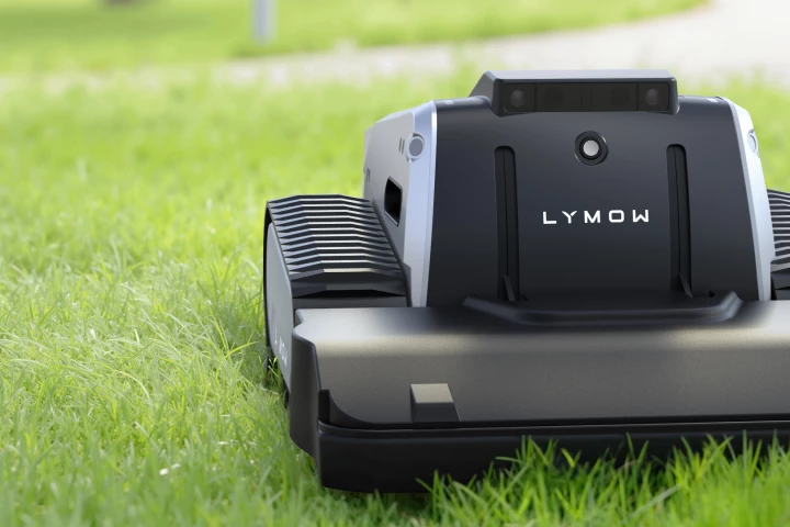 The Lymow One is a wire-free powerhouse designed to take on gradients, obstacles, and expansive lawns