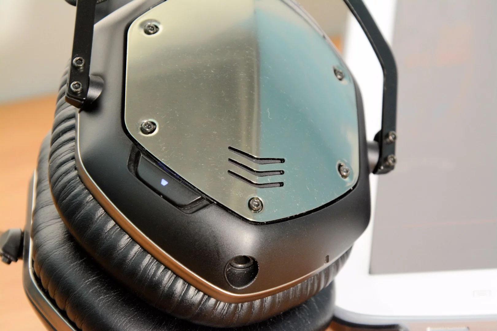 Users can choose to stream music over Bluetooth or cable the headphones up to a music source for lag-free analog listening