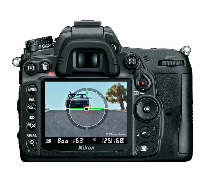 The virtual horizon indicator ensures that your camera is always level if you need it to be