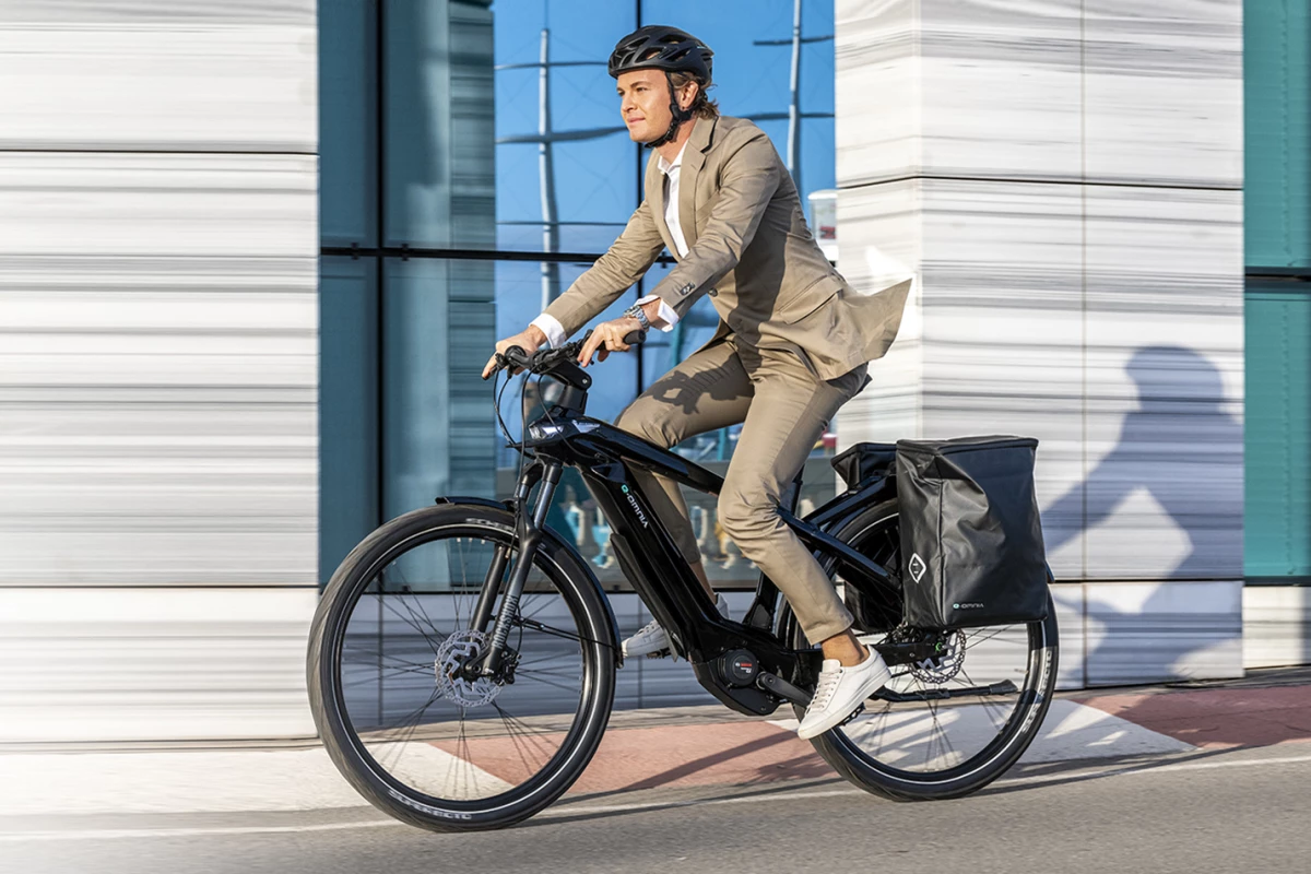 All of the e-Omnia family of ebikes are powered by a Bosch Performance Line CX 250-W mid-mounted motor
