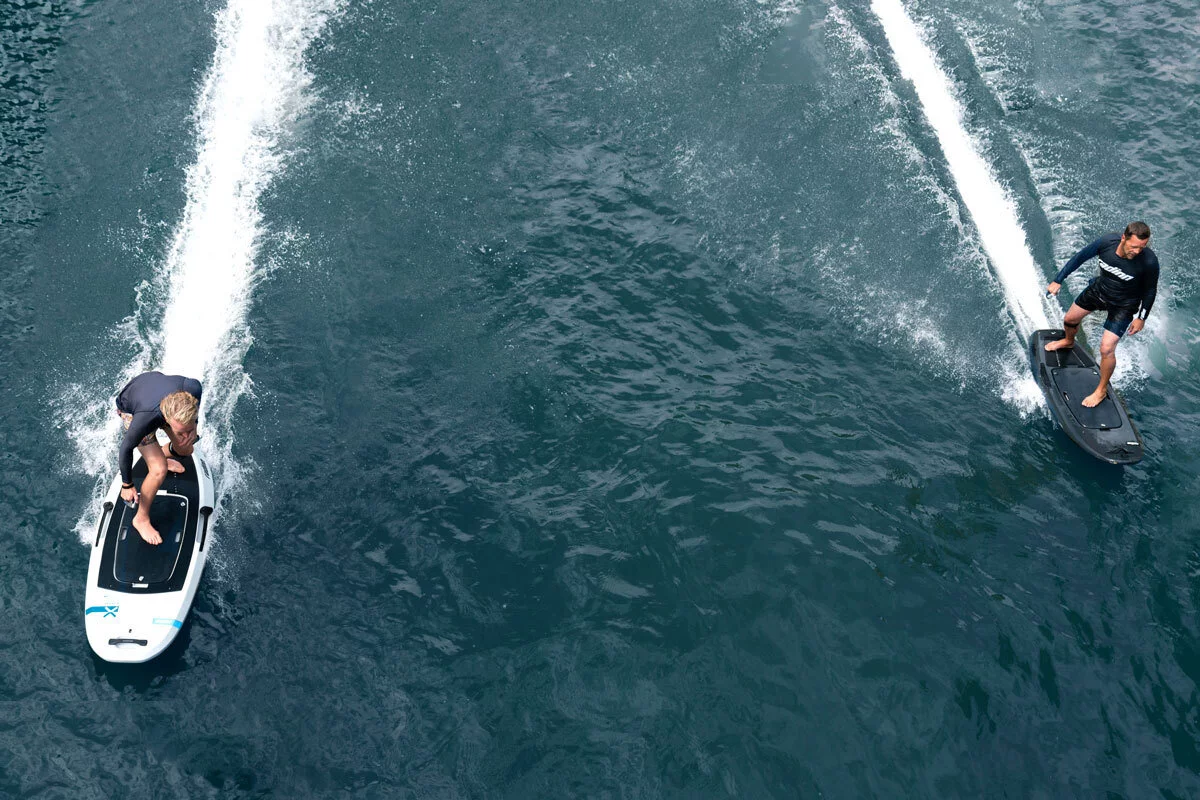 The X-Sport weighs a total of 45.6 kg (100 lb) and comes with a 2.5-kWh battery pack