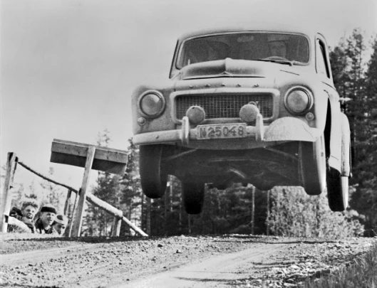 Volvo P544