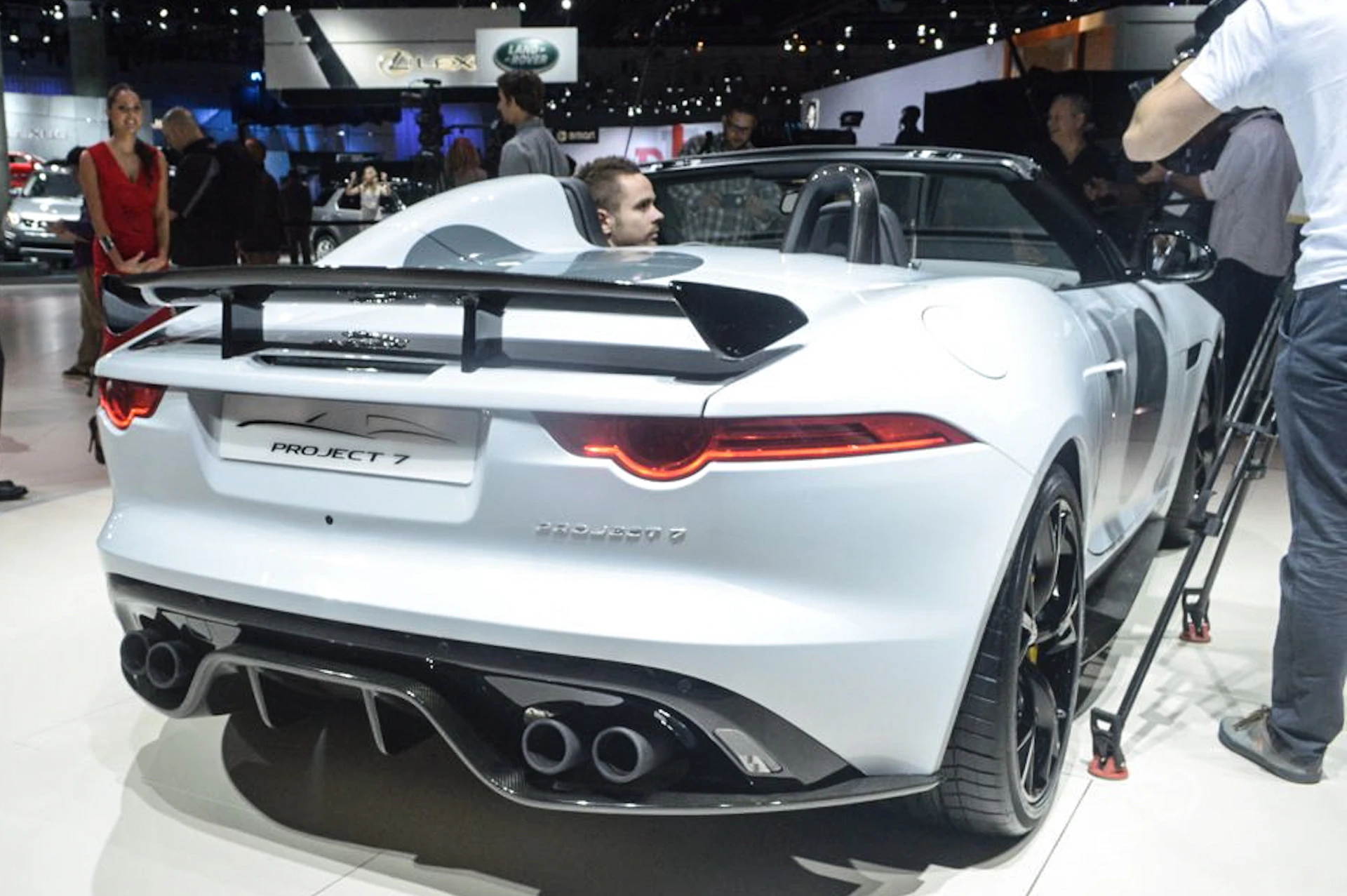 Jaguar shows the special edition F-TYPE Project 7 in LA (Photo: C.C. Weiss/Gizmag)