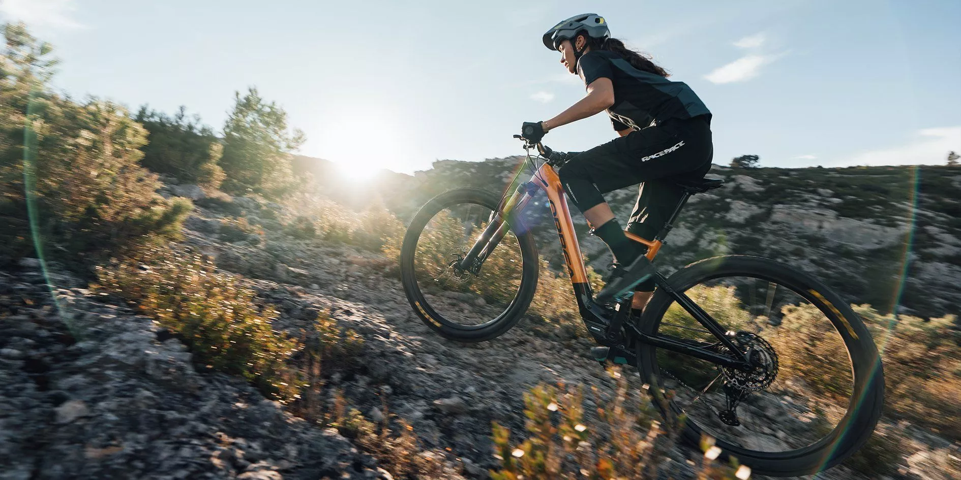 The EP8 RS motor provides the most assistance in the 75 - 95 rpm cadence range