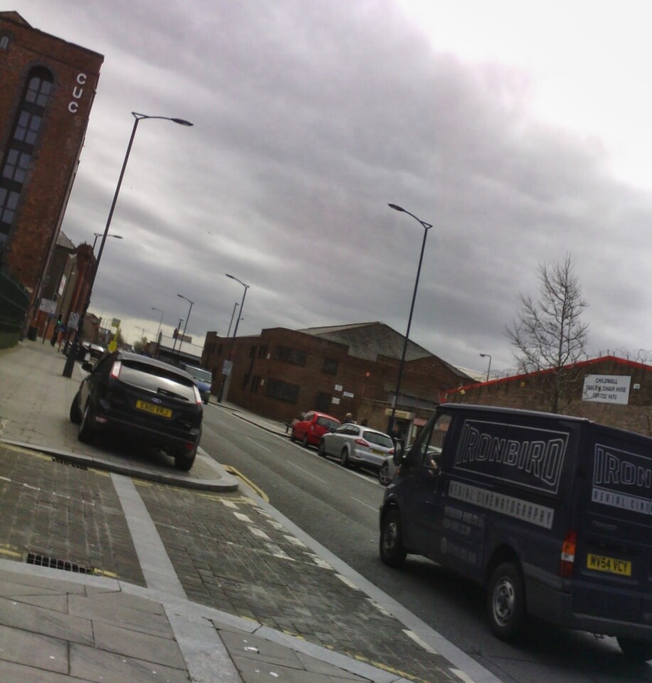 A picture taken in bright, clouded daylight (cropped)
