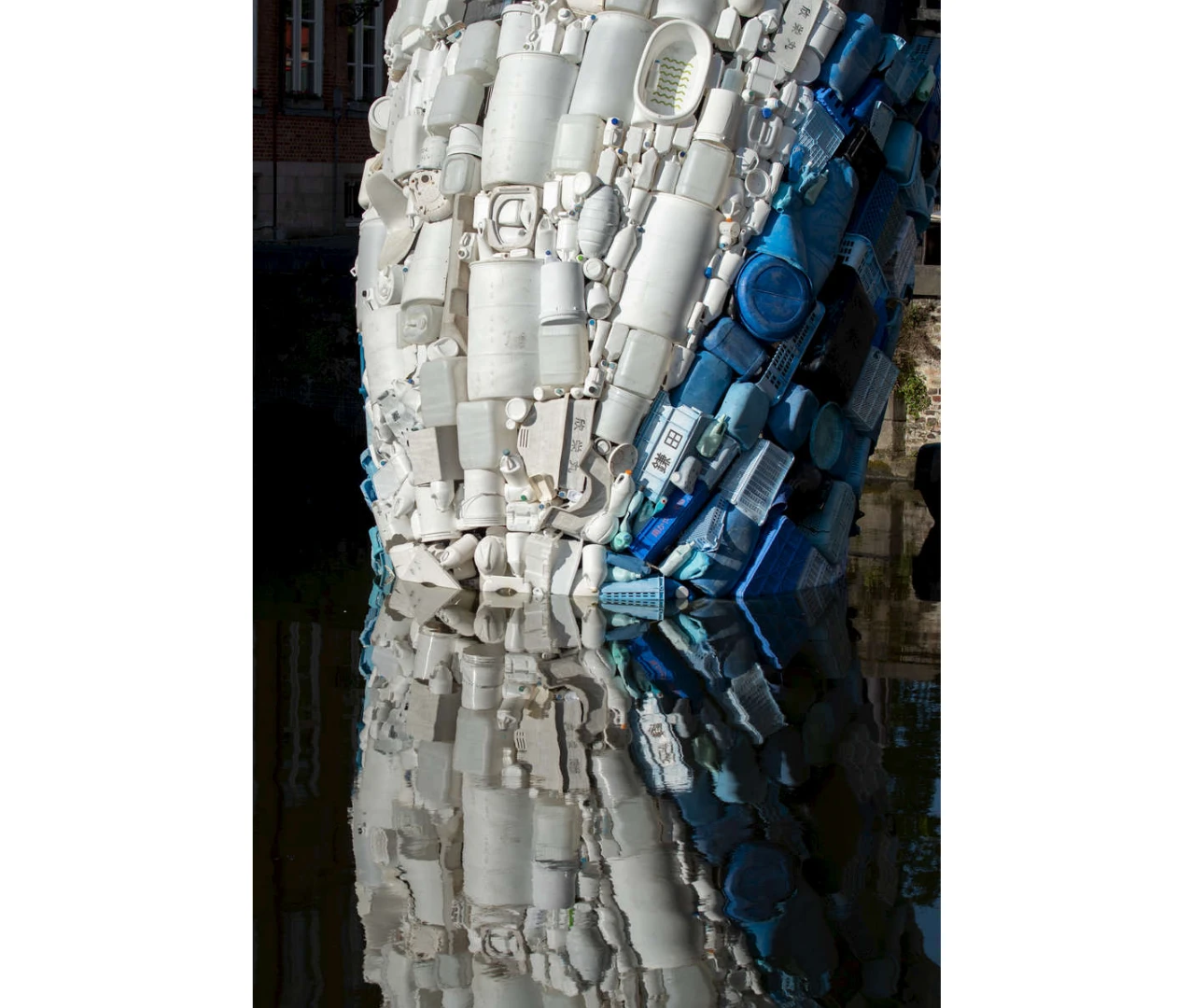 Skyscraper (the Bruges Whale)