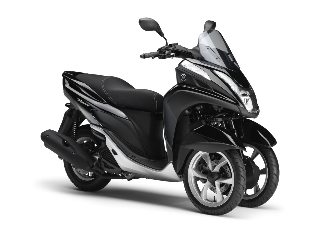 Yamaha announces narrow, light and very affordable Tricity tilting 3 ...