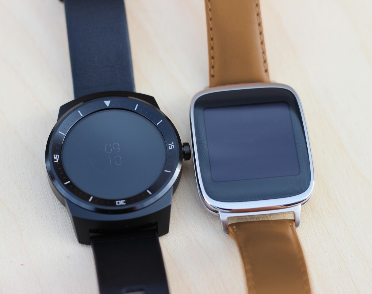 G Watch R (left) with the Asus ZenWatch (Photo: Will Shanklin/Gizmag.com)