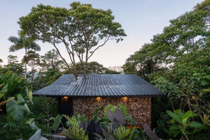 Lodging in the Pigüe is designed to harmonize with the Amazonian landscape