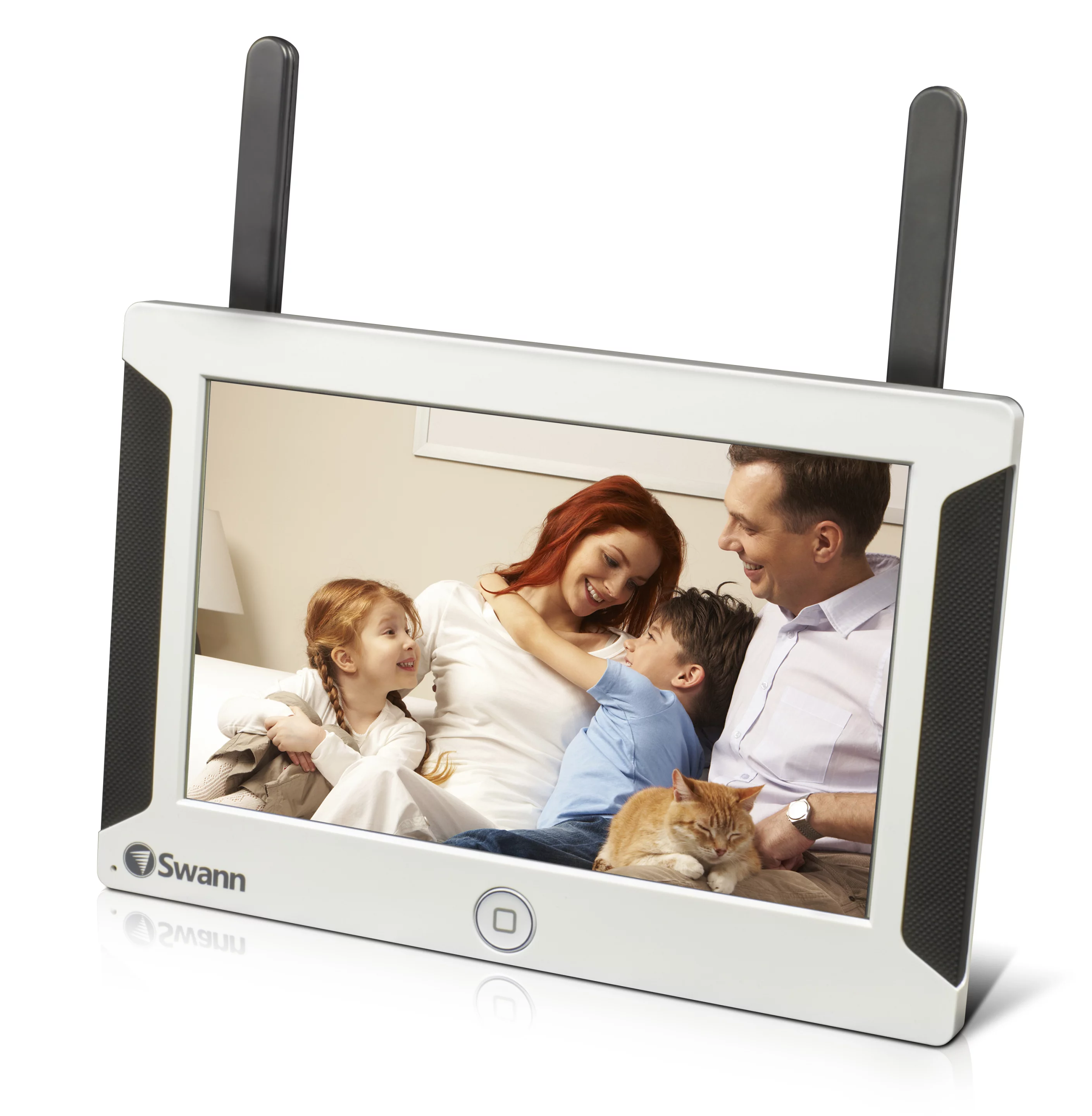 The aluminum camera uses a 1 Megapixel CMOS Image Sensor and features an infrared cut-off filter for a night vision distance of 50 ft (15 m)