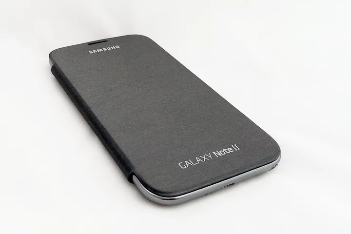 Gizmag reviews Samsung's newest phablet, the Galaxy Note 2