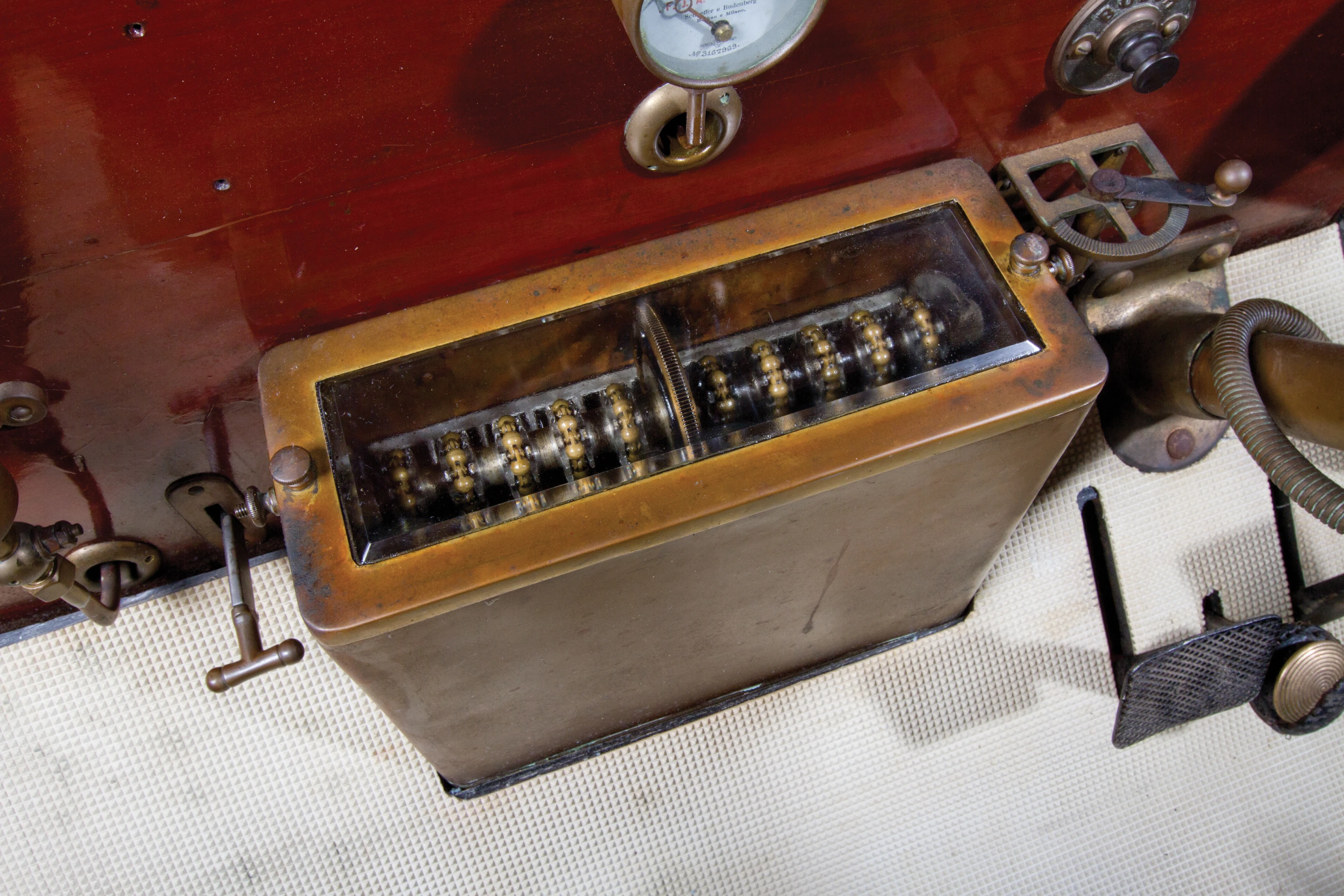 An old-world automotive mechanical device that may have influenced engine timing (Photo: Teddy Pieper ©2013 Courtesy of RM Auctions)