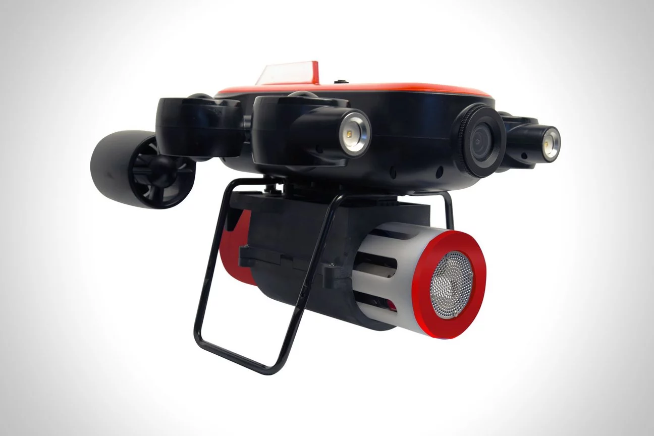 The Geneinno T1 Pro, equipped with its water quality sensor