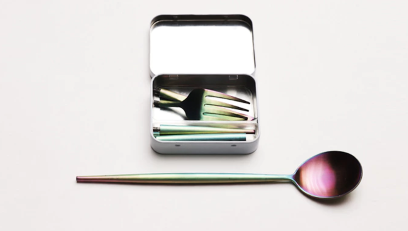 Outlery's collapsible cutlery can simply be screwed together when mealtime arrives