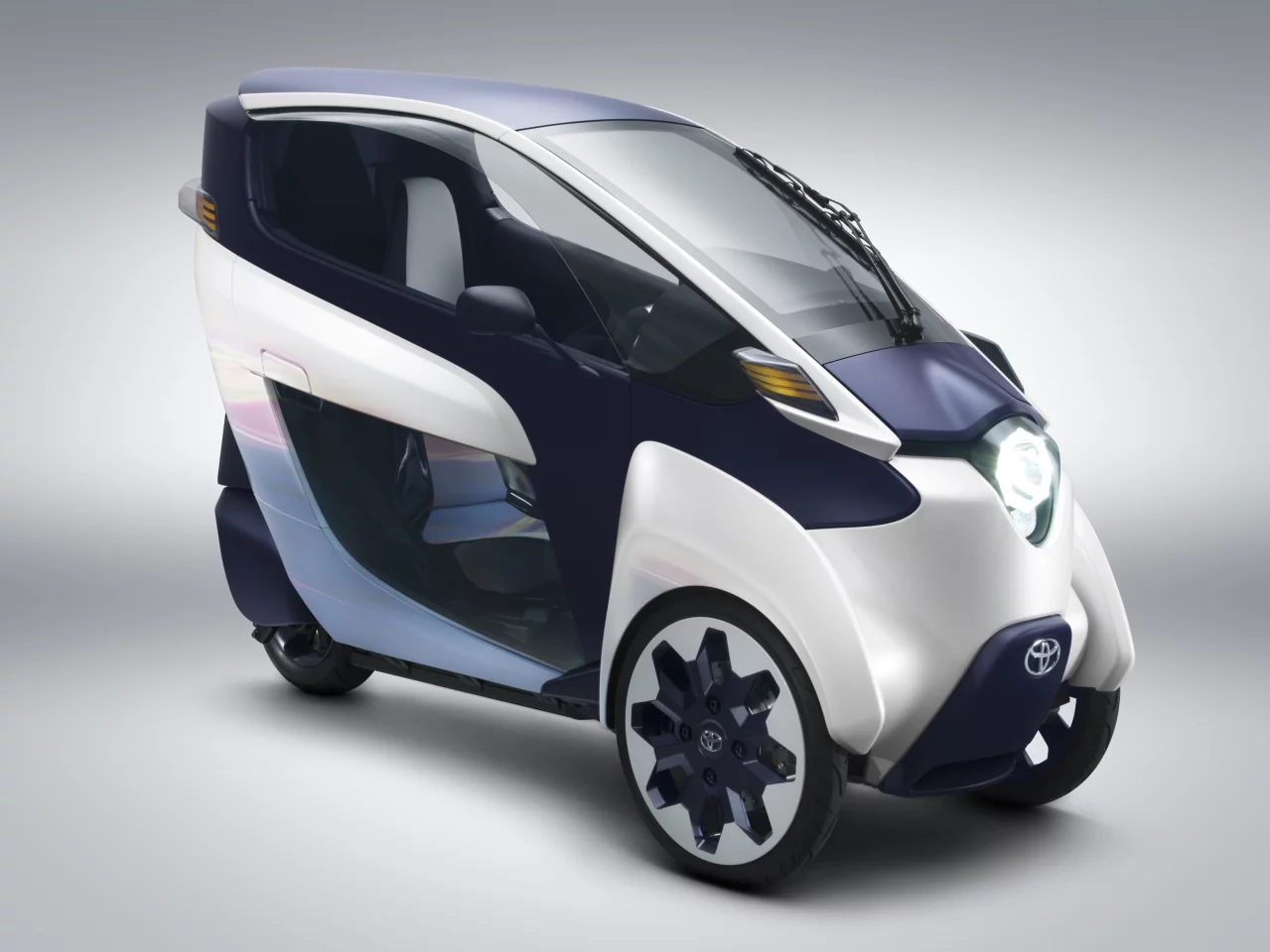 Toyota's i-ROAD