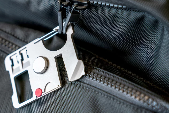 The T'spin tool features a carabiner clip so it can be easily fixed to a backpack