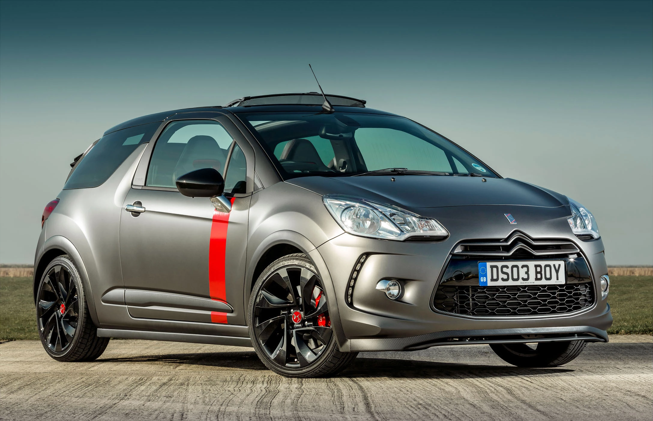 The Citroen DS3 Cabrio Racing