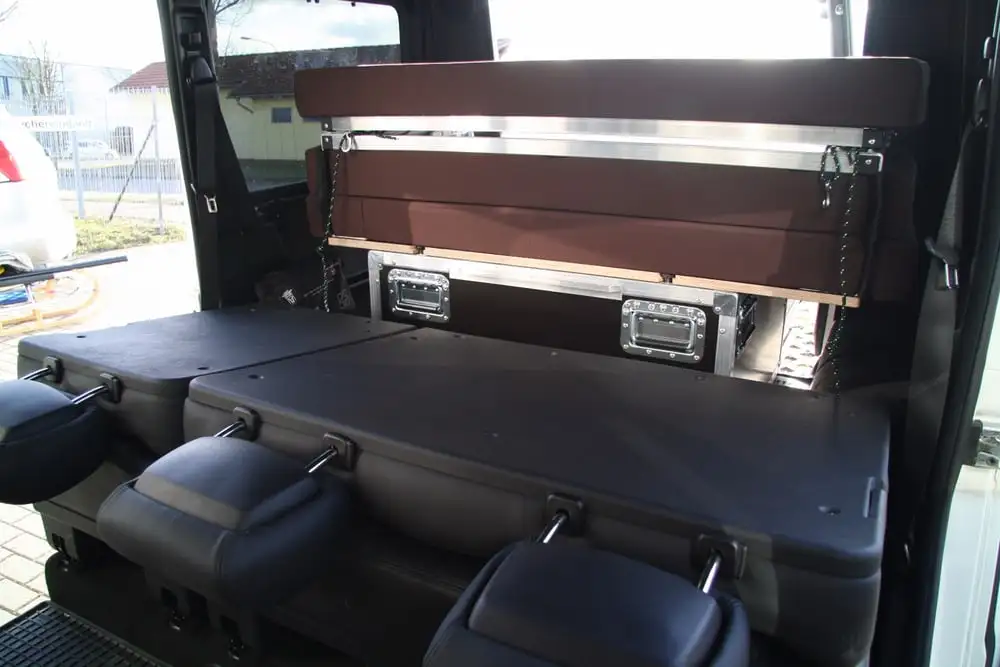 Preparing to unfold the Ququq G-Box mattress