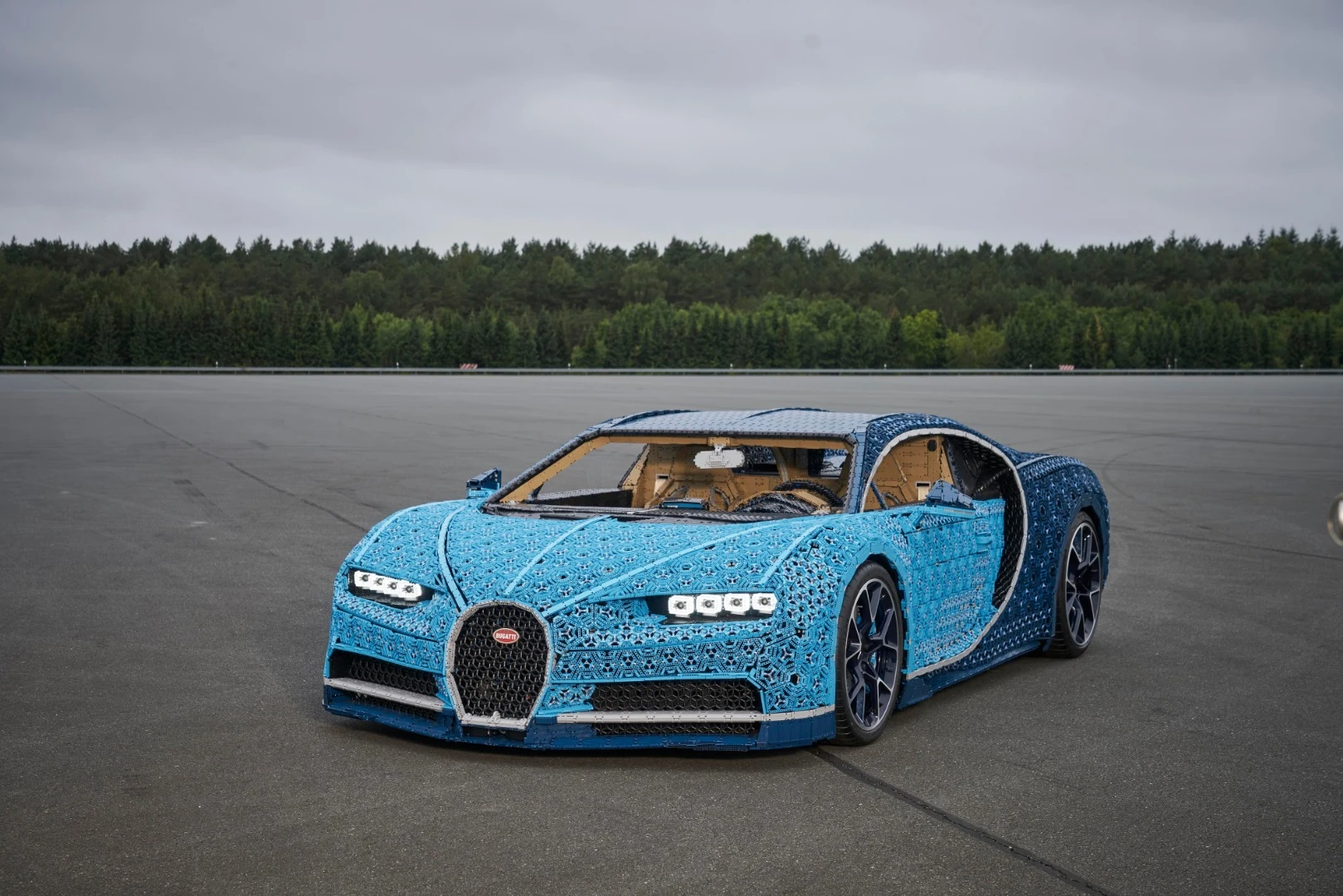 Over 1,000,000 Lego elements were used in the making of this life-sized, fully-functional Lego Bugatti Chiron