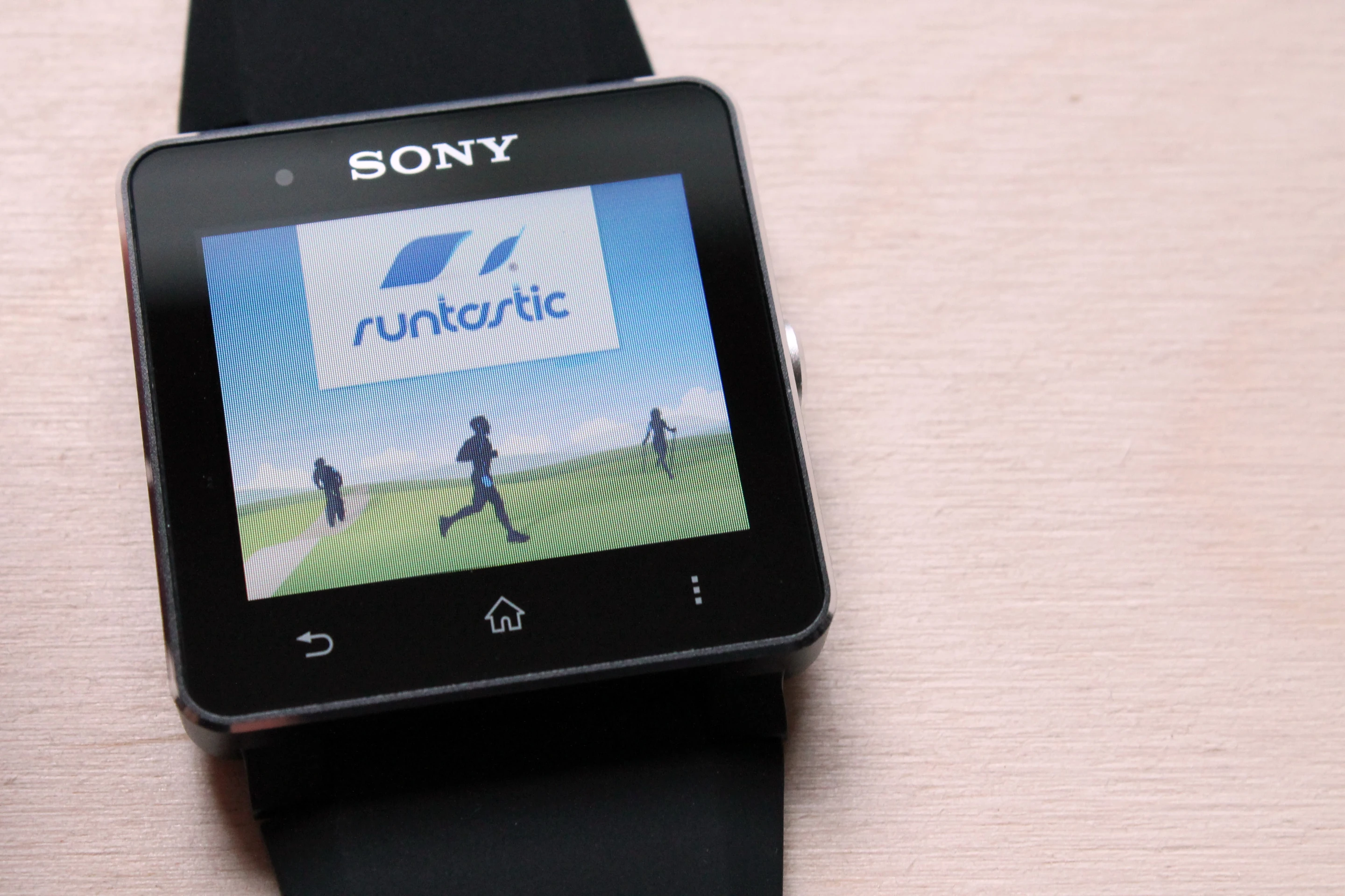 Runtastic Pro is compatible with the watch