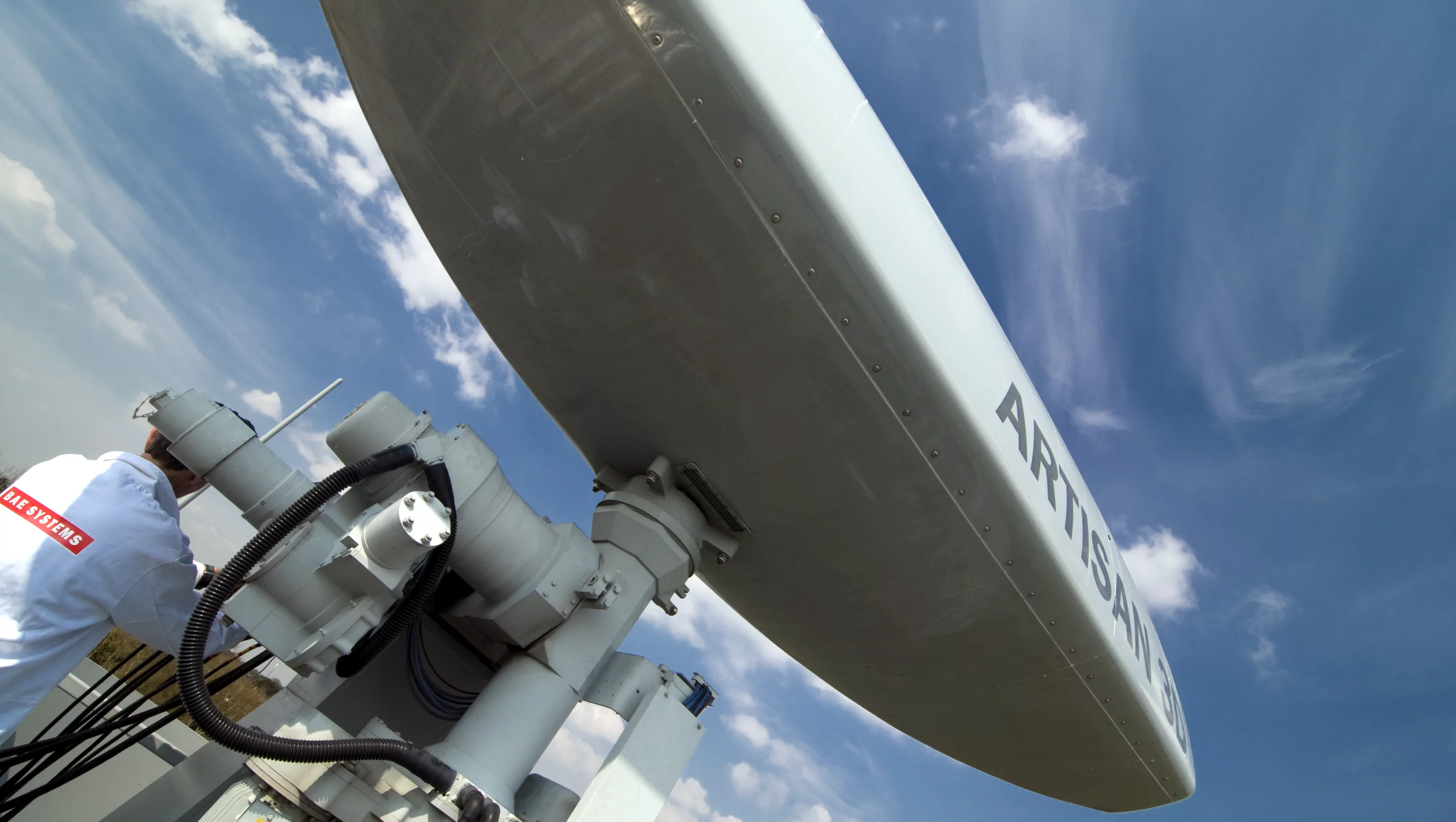 Artisan 3D Medium Range Radar Type 997 is designed to prevent jamming