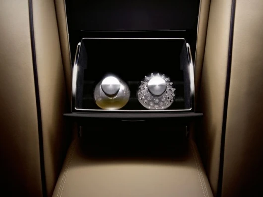 Maybach Zeppelin standard silver champagne flutes
