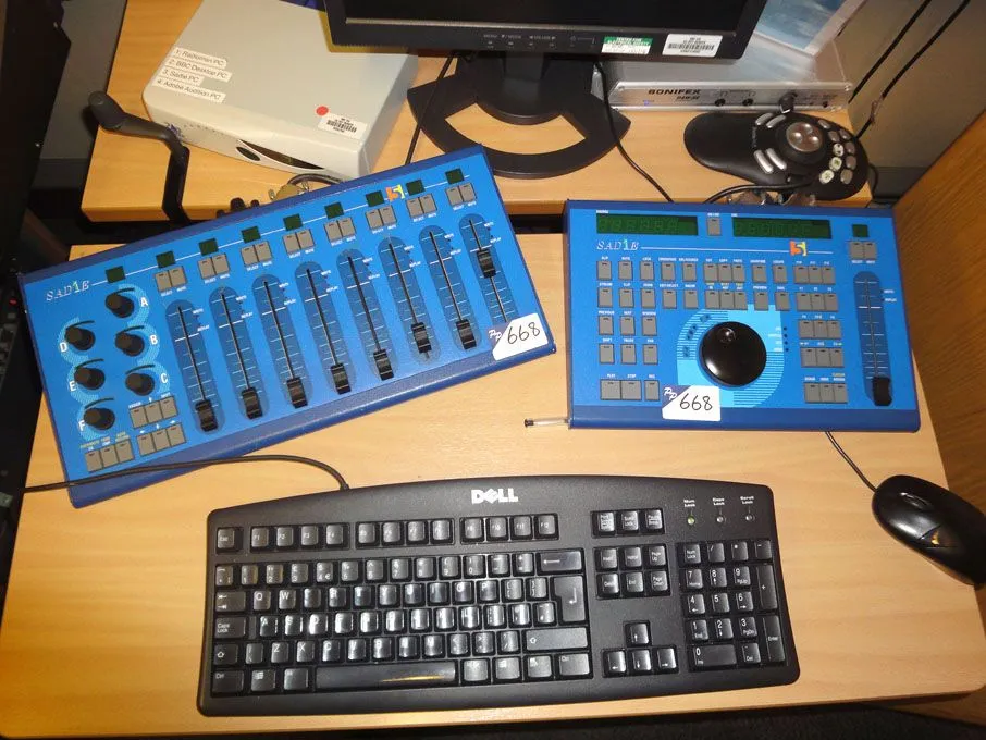 Lot 668 - a Sadie Series 5 digital fader/mixer