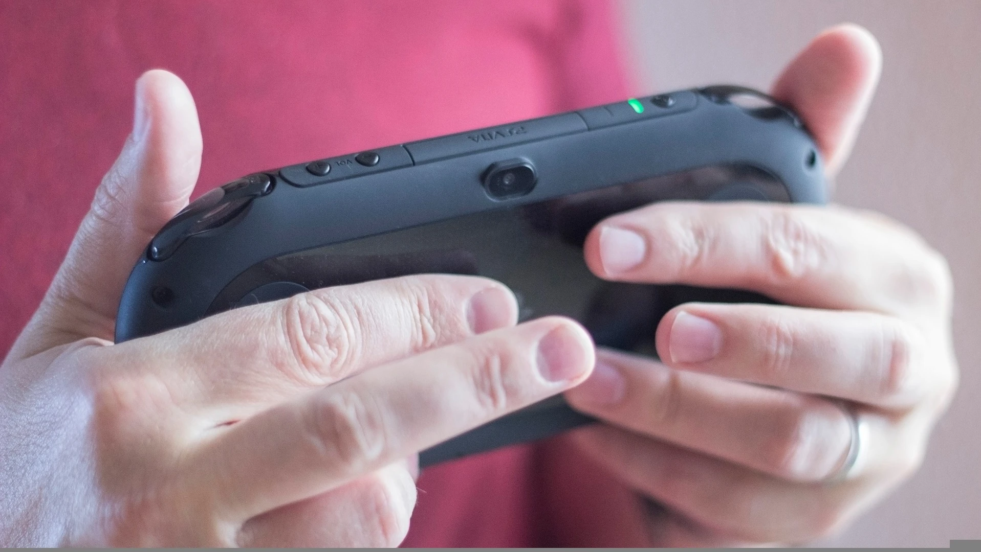 Unfortunately console games on the Vita meant using the back-facing touch controls to replicate shoulder buttons