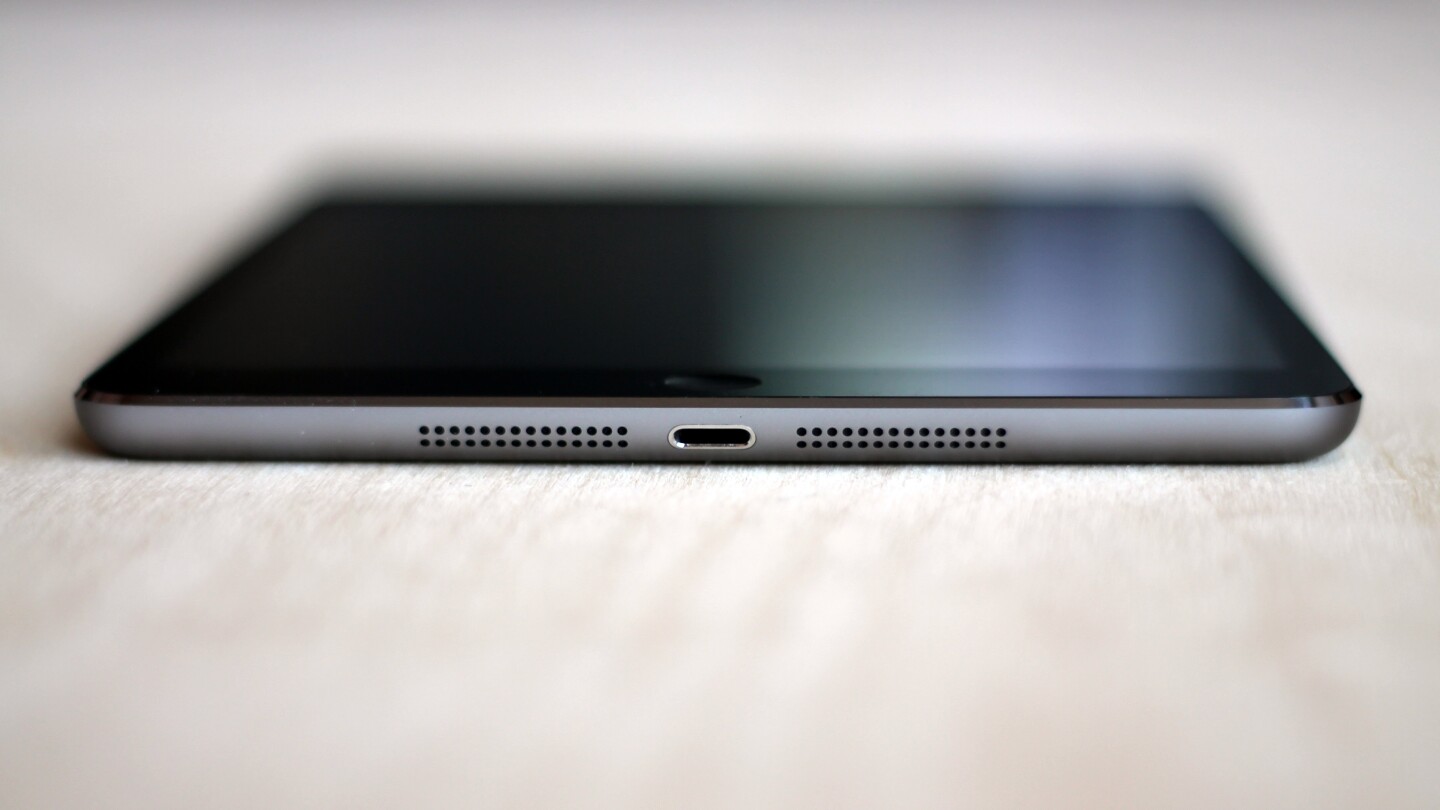 The new model is a little thicker, but 7.5 mm of depth isn't anything to worry about