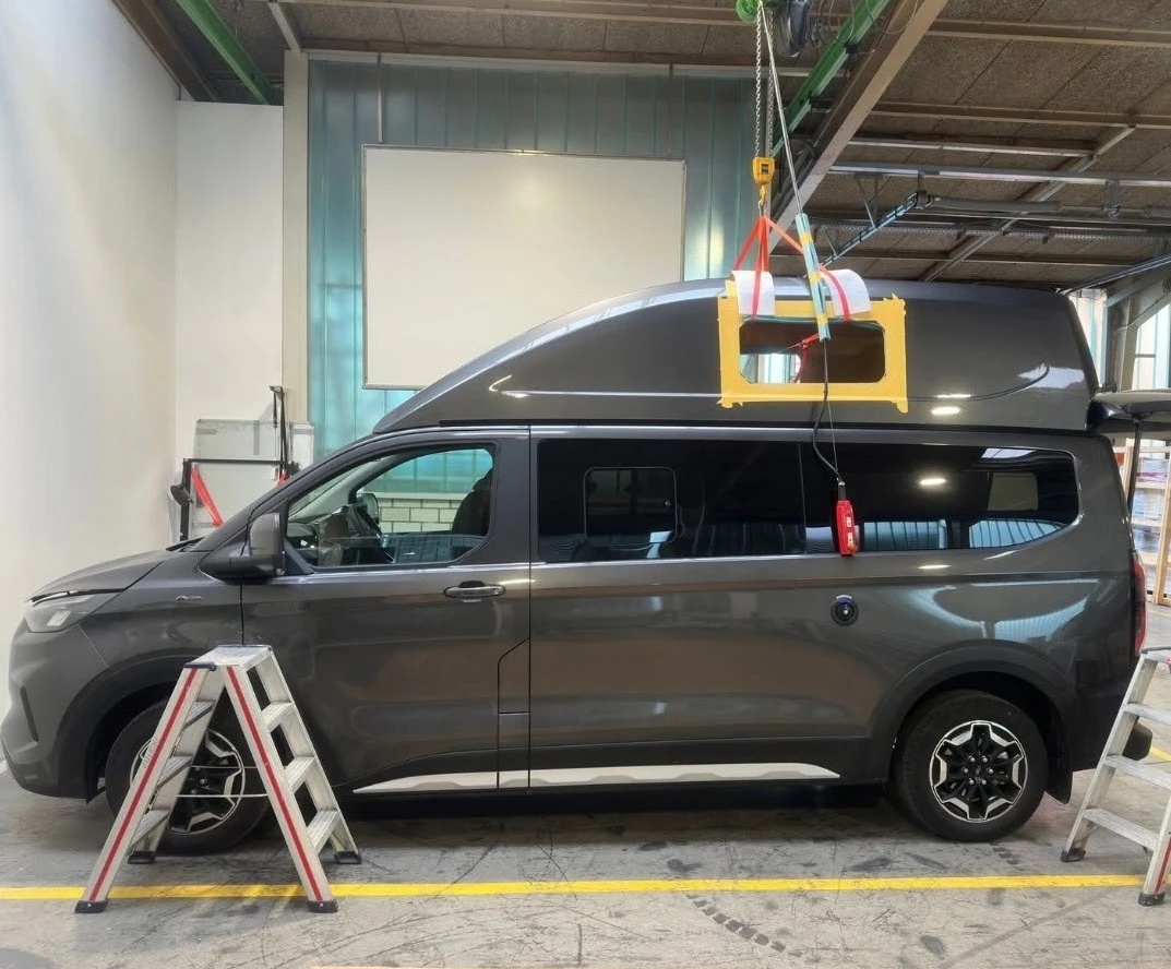 Nugget Schmiede drops its fiberglass roof atop what started as a pop-top Ford Nugget
