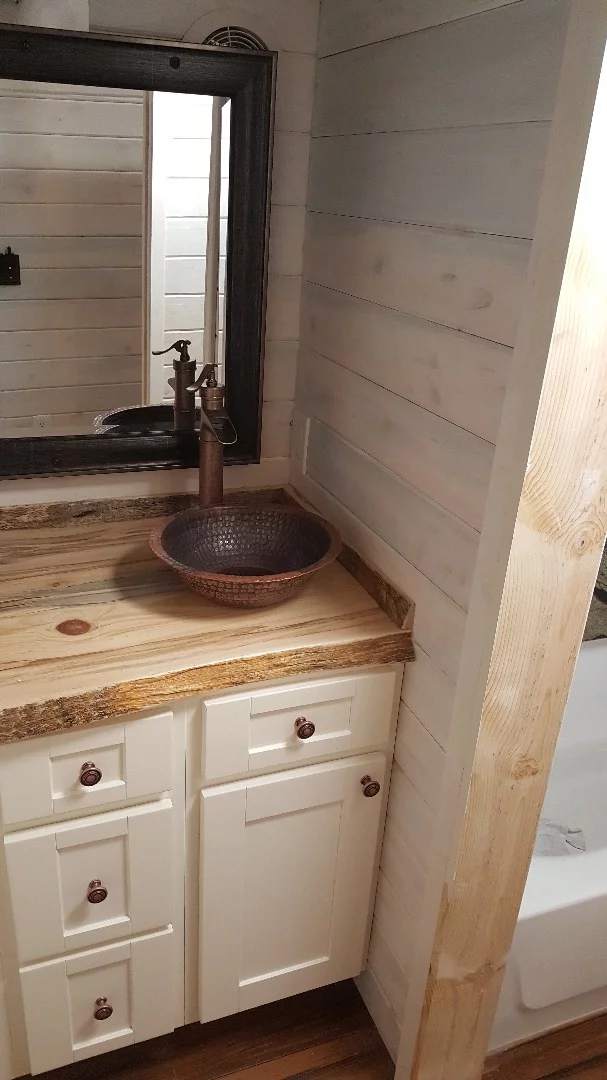 The Artist's bathroom